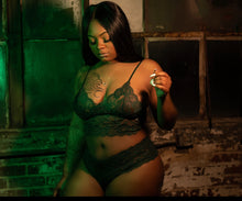 Load image into Gallery viewer, The Lylie Set
